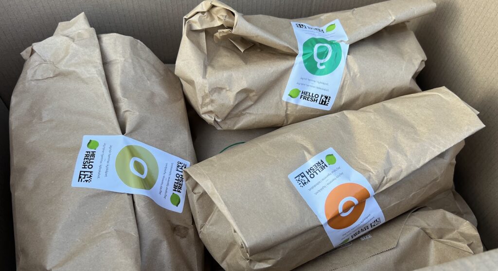 Test af HelloFresh måltidskasser – bedst til familien? HelloFresh måltidskasse indhold